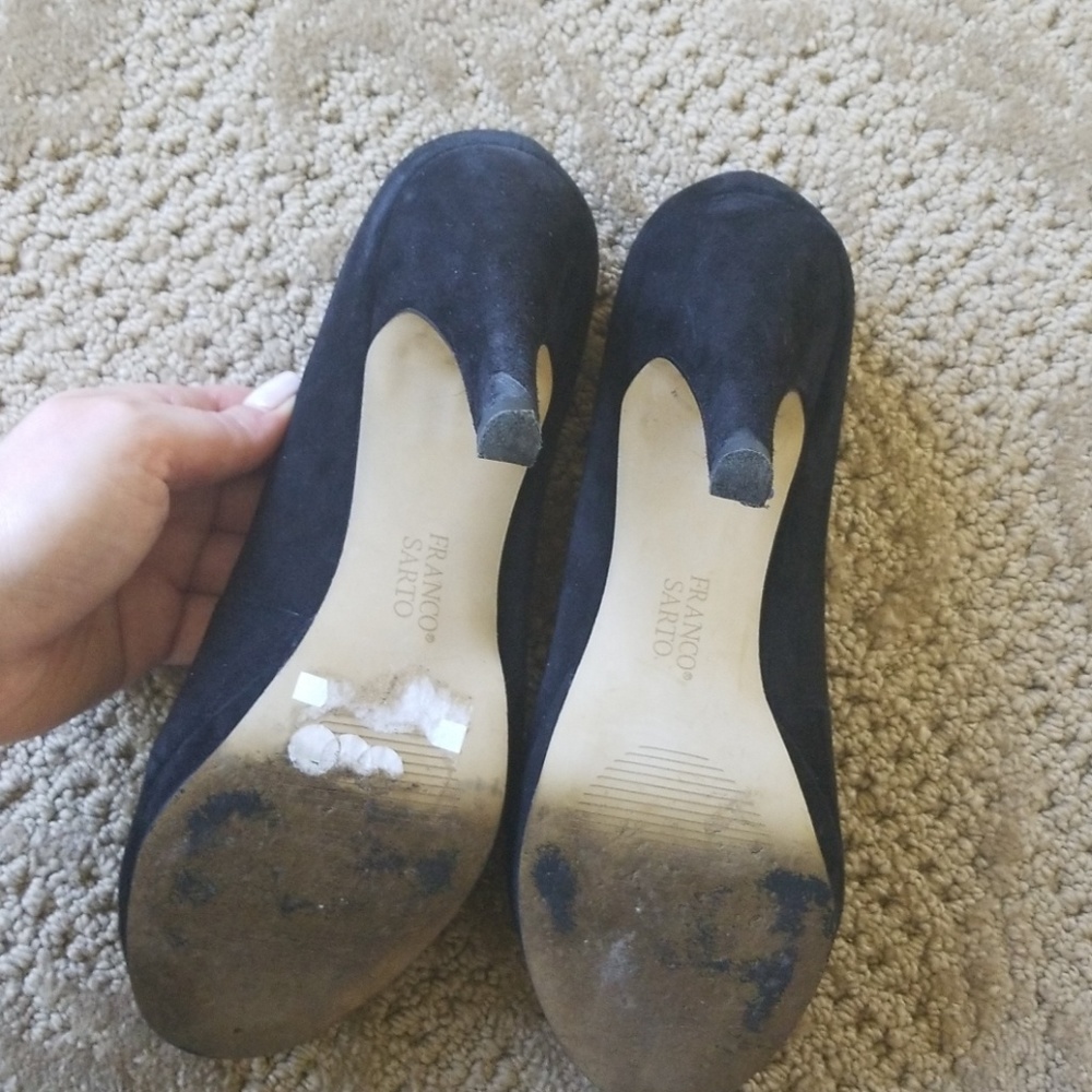 Heels - Picture 4 of 4